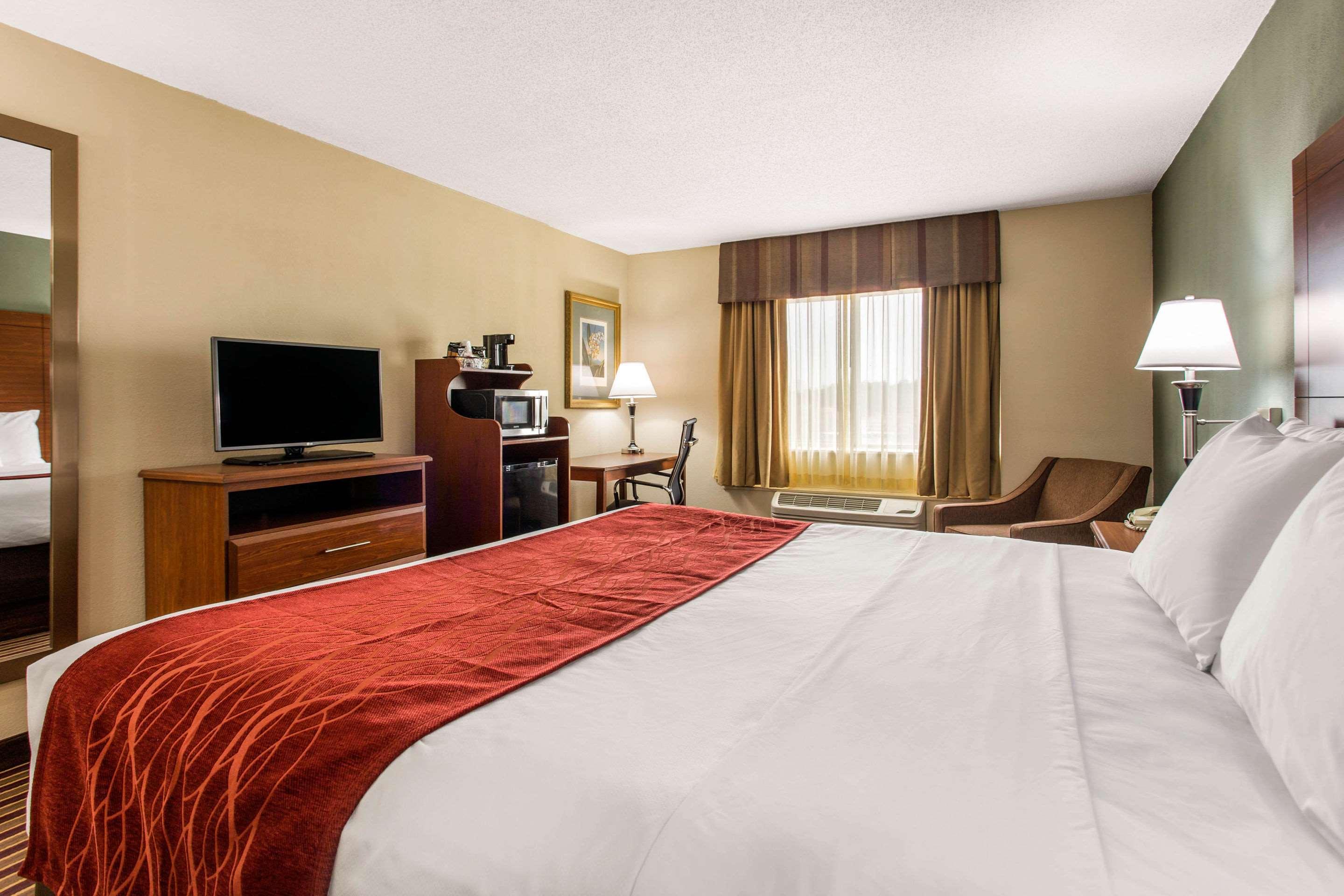 Best Western Plus Raleigh Crabtree Valley Hotel Экстерьер фото