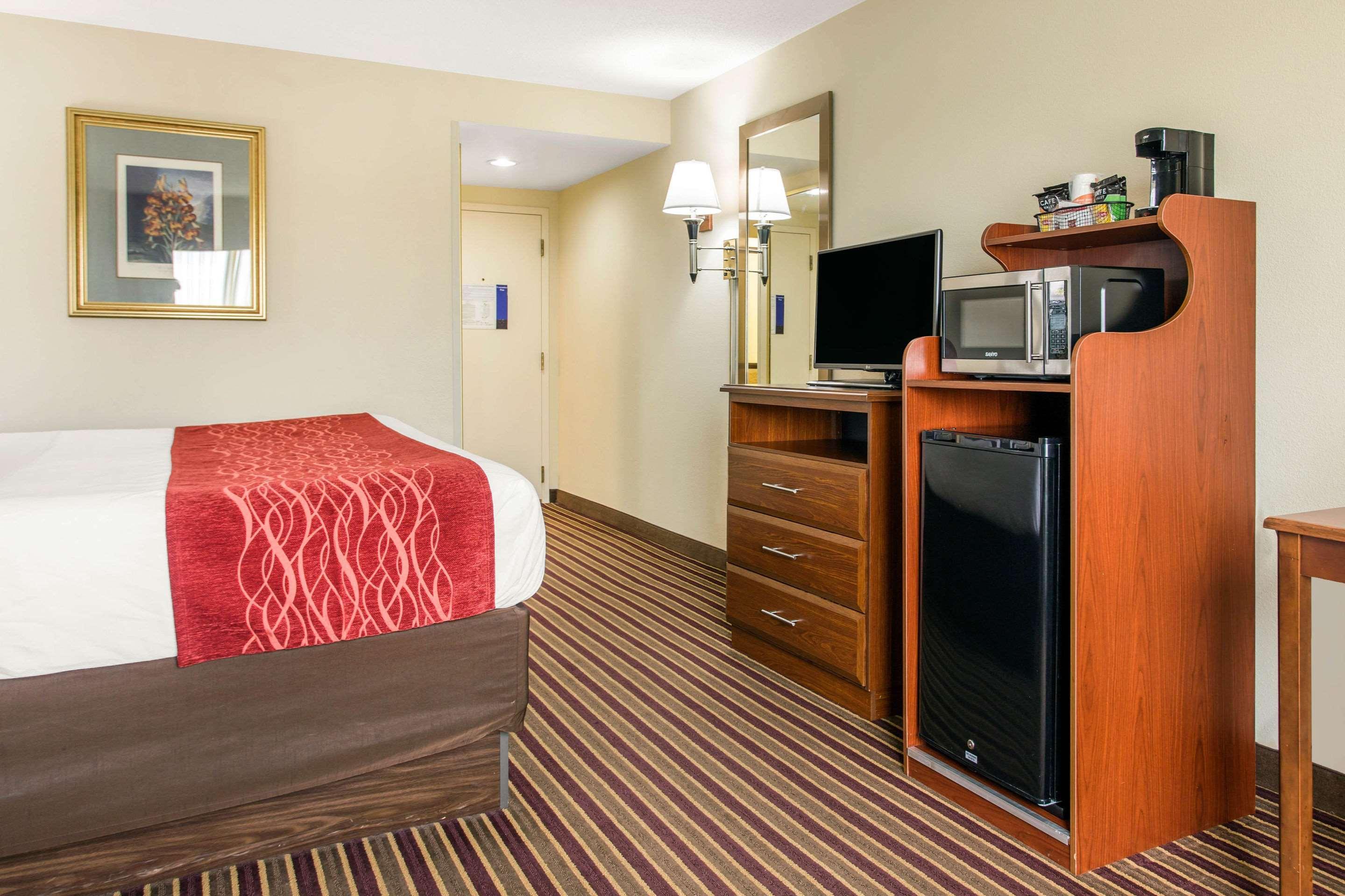 Best Western Plus Raleigh Crabtree Valley Hotel Экстерьер фото