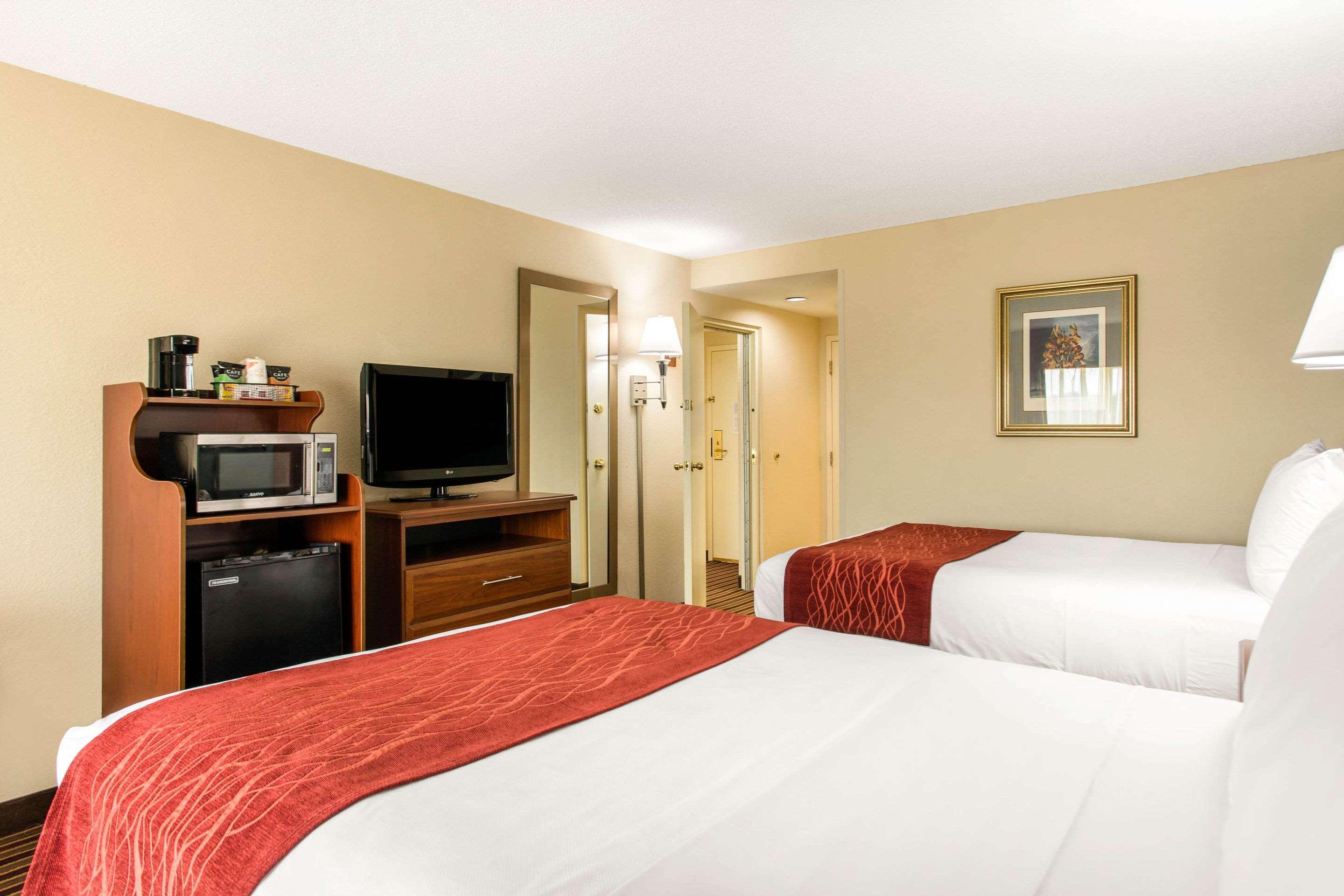 Best Western Plus Raleigh Crabtree Valley Hotel Экстерьер фото