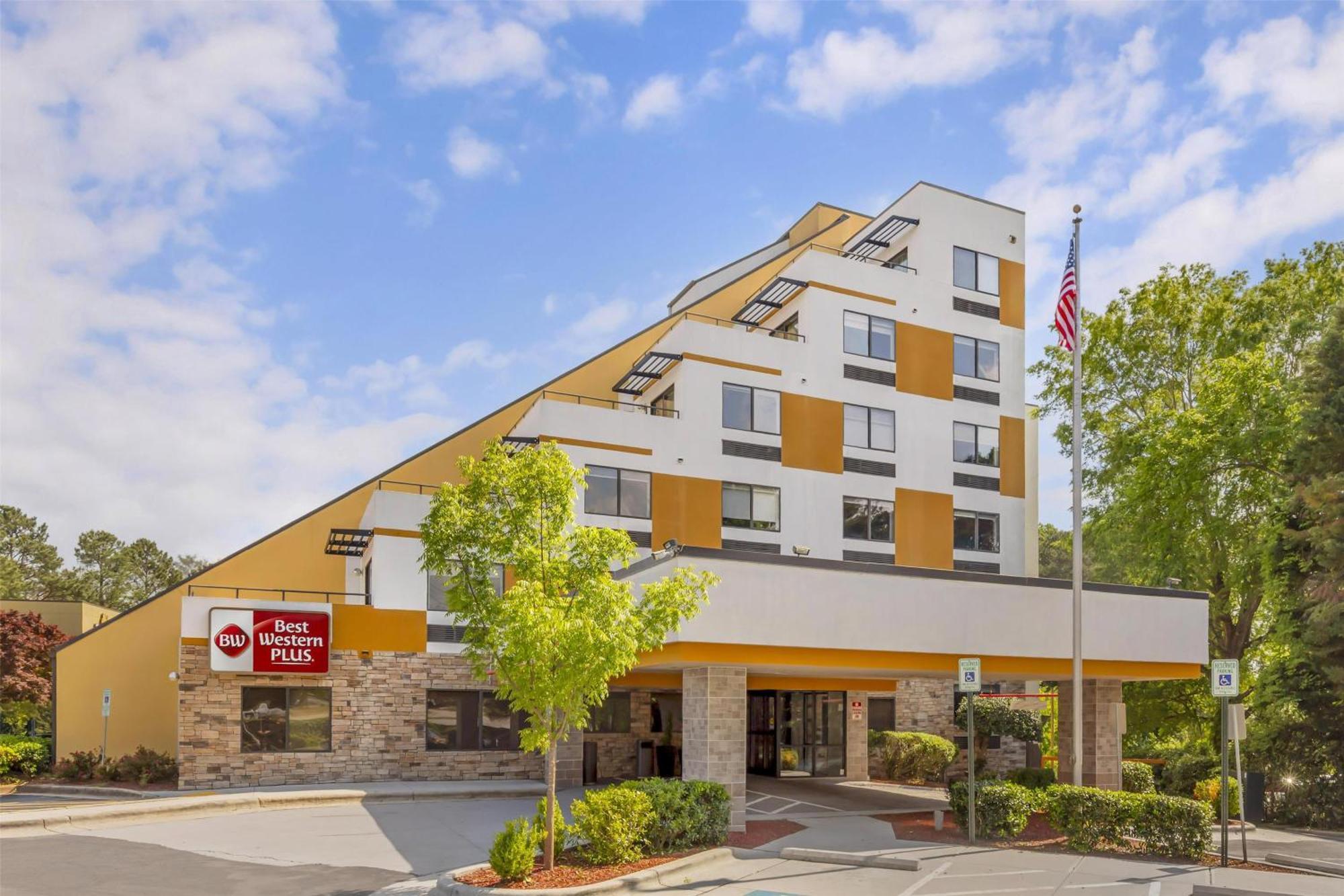 Best Western Plus Raleigh Crabtree Valley Hotel Экстерьер фото