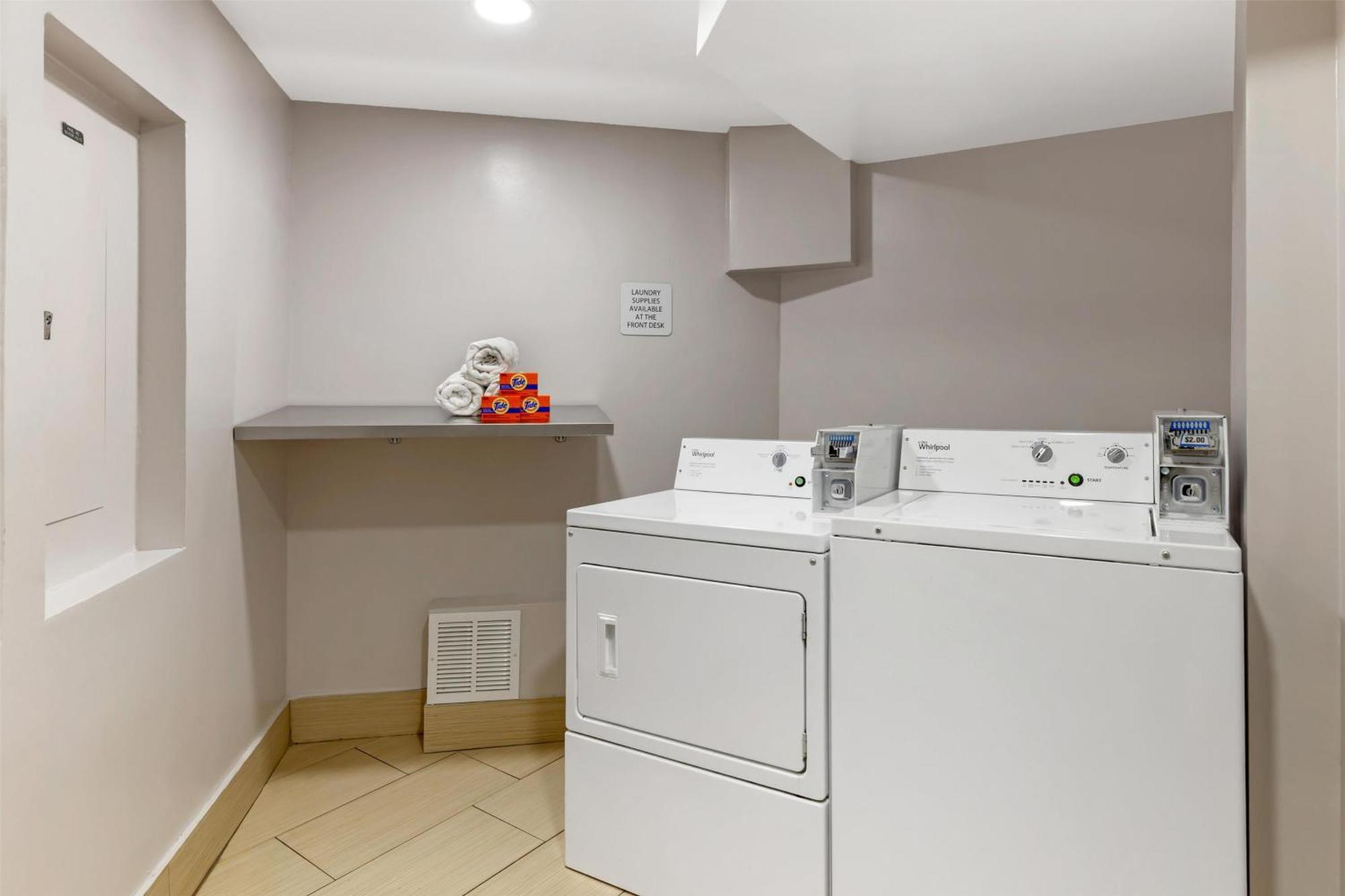 Best Western Plus Raleigh Crabtree Valley Hotel Экстерьер фото