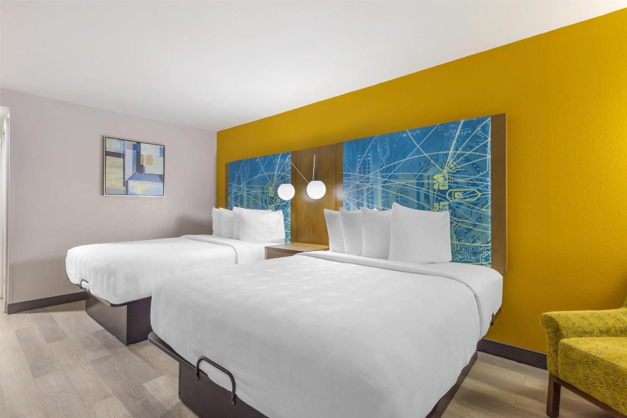 Best Western Plus Raleigh Crabtree Valley Hotel Экстерьер фото