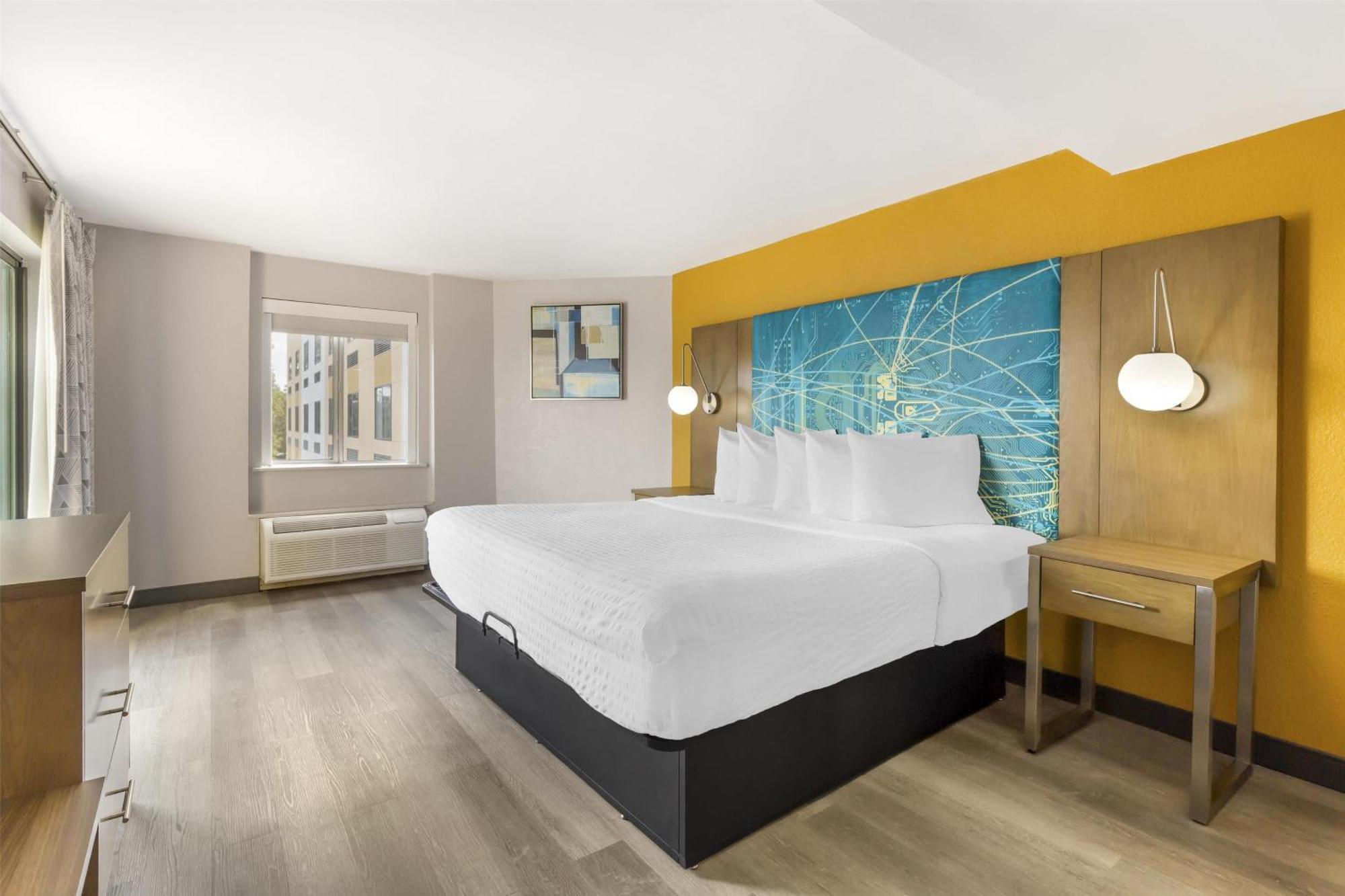 Best Western Plus Raleigh Crabtree Valley Hotel Экстерьер фото