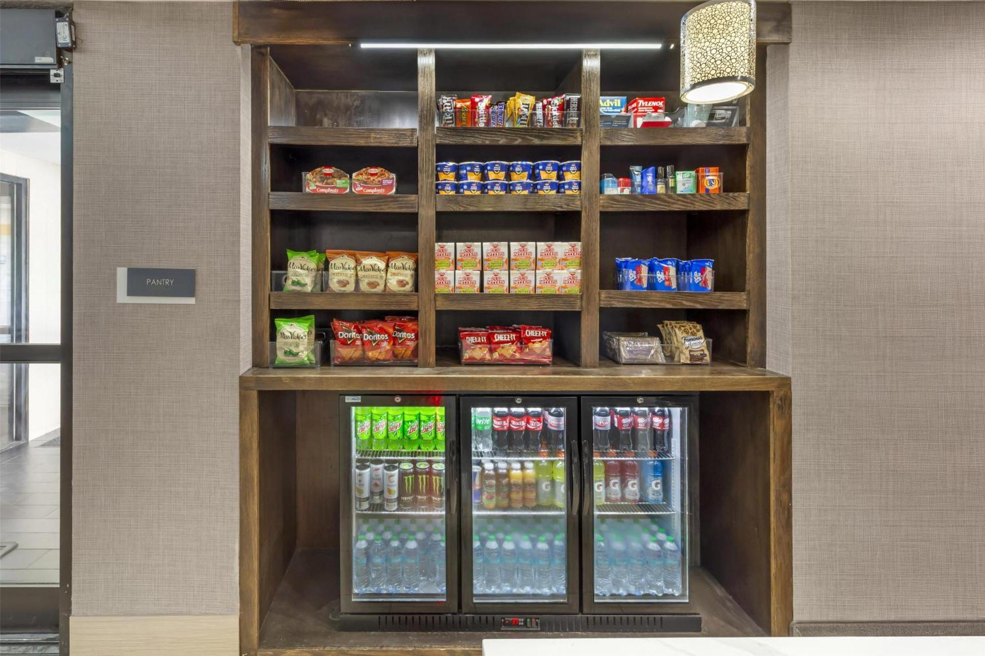 Best Western Plus Raleigh Crabtree Valley Hotel Экстерьер фото