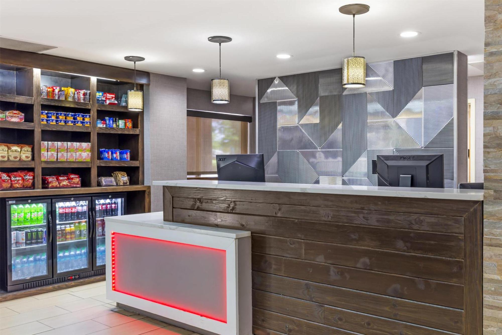 Best Western Plus Raleigh Crabtree Valley Hotel Экстерьер фото